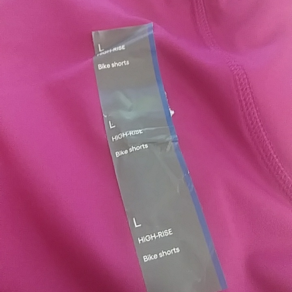 All in Motion Women's Sculpted Linear Bike Shorts, 7" Cranberry - Picture 5 of 5